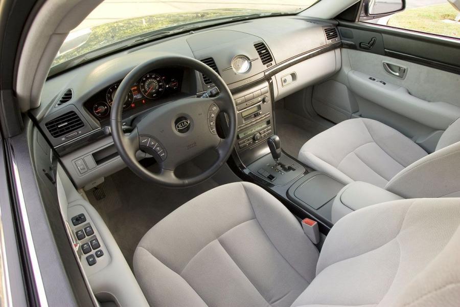  Kia Opirus Amanti 2008 года  (фото 4 из 7)